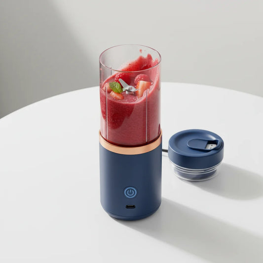 On the go juice blender