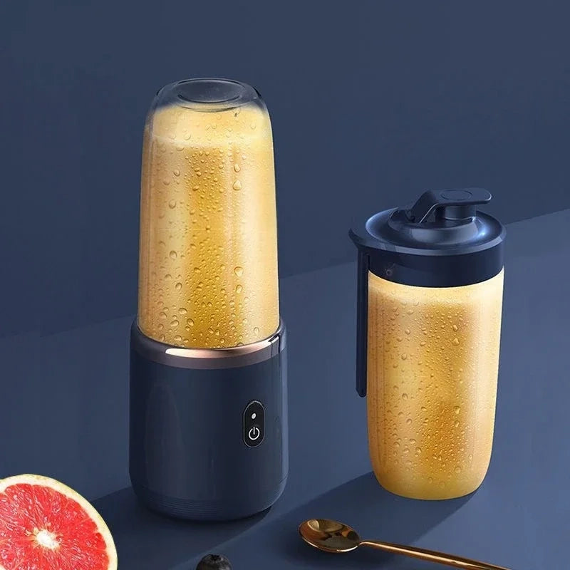 On the go juice blender